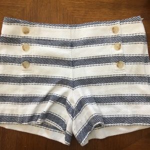 Loft shorts size 6, navy and white.